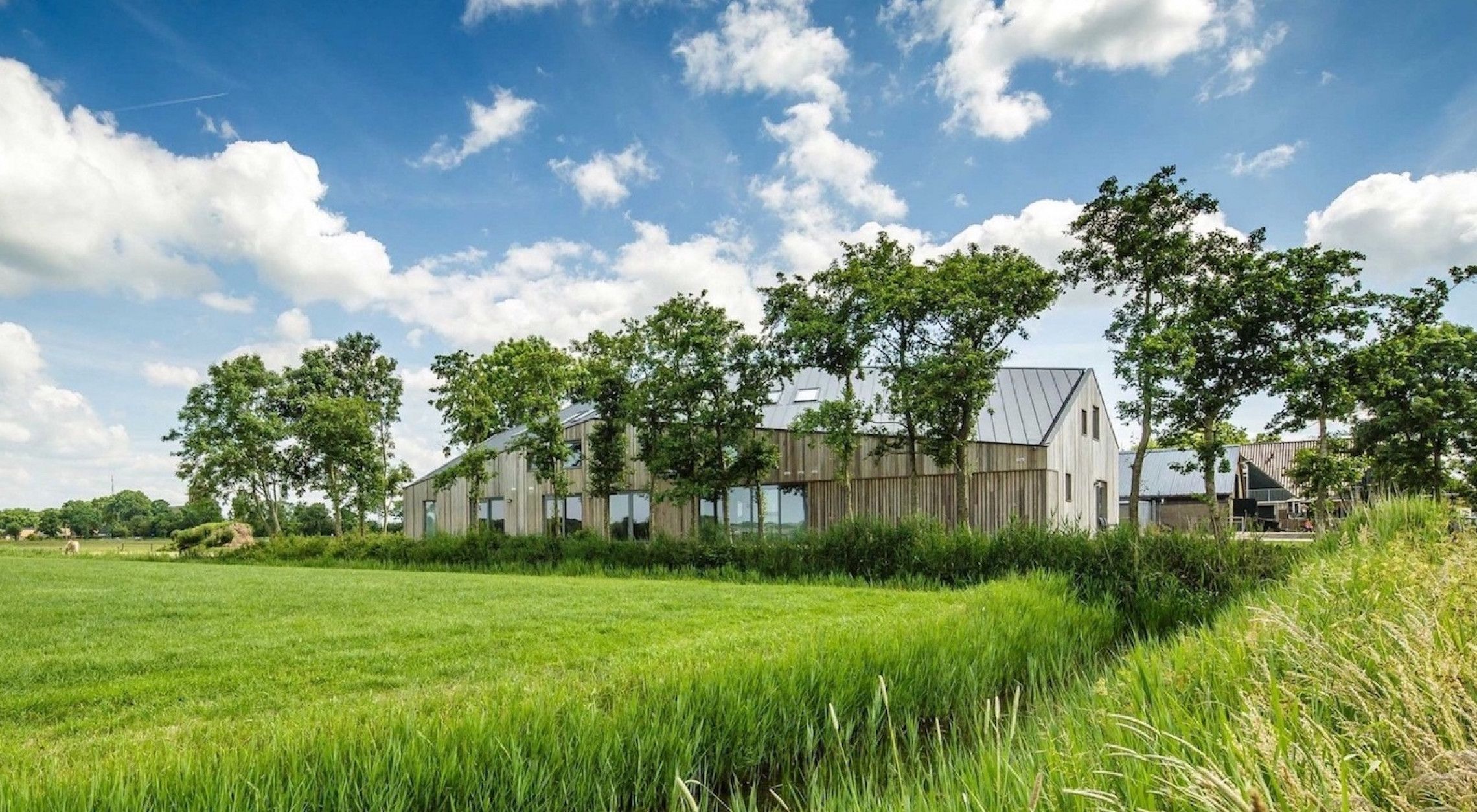 Naturalcladding - houten gevelbekleding Naturalcladding - houten gevelbekleding